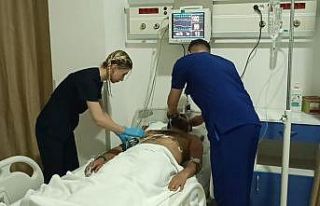 20 kişiyle hastaneyi basıp doktor ve görevlileri...