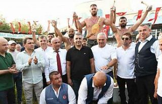 289. Geleneksel Çardak Yağlı Pehlivan Güreşleri’nde...