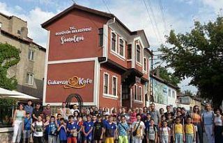 300 öğrenci Eskişehir’in tarihi ve turistlik...