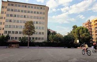 3 yıl önce boşaltılan müdürlük binası veliler...