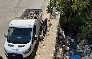 74 yaşındaki adam çöp evde ölü bulundu