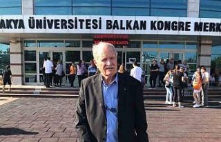 80 yaşında üniversiteye kaydını yaptırdı