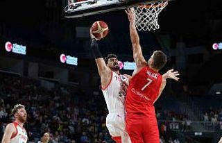 A Milli Erkek Basketbol Takımı, hazırlık maçında...