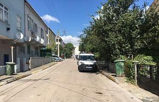 Abi kardeş arasında sokak ortasında silahlar konuştu