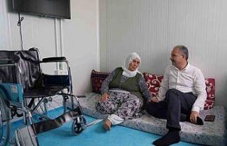 Adıyaman Belediyesinden tekerlekli sandalye hediyesi