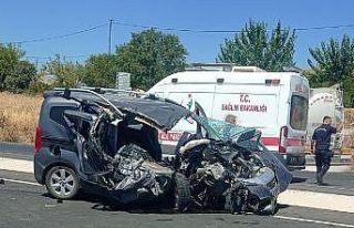 Adıyaman’da iki araç çarpıştı: 3 yaralı