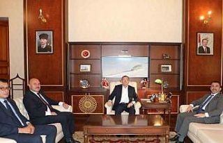 AK Parti’den Vali Polat’a ziyaret
