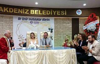 Akdeniz’de 4,5 yılda 9 bini aşkın çiftin resmi...