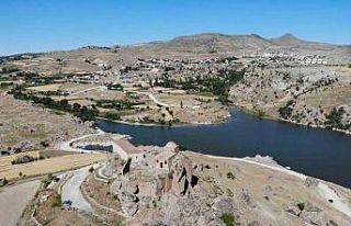 Aksaray’daki Yüksek Kilise ziyaretçilerini ağırlıyor