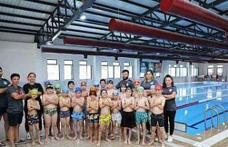 Akyazı’da yüzme bilmeyen kalmayacak