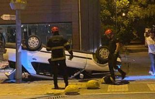 Alkollü sürücü karşı şeride geçerek takla...