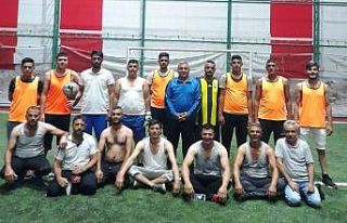 Altıntaş’ta halı futbol turnuvası