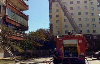 Ankara’da bir evde patlayan piknik tüpü yangına...