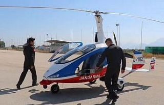 Antalya’da ormanlık alanlar gyrocopter ile havadan...