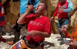 Antalyalı motosiklet tutkunlarının 3024 rakımlı...