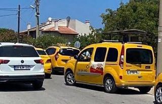 Araç içerisinde fenalaşan taksi sürücüsü kurtarılamadı
