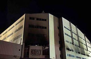 Arnavutköy’de cam üretim fabrikasındaki yangın...