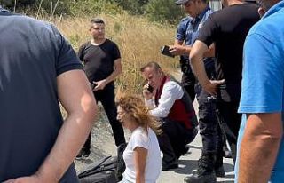 Arnavutköy’de kaza sonrası şoka giren hostes...