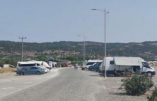 Assos’ta karavanlar tepkilere neden oldu