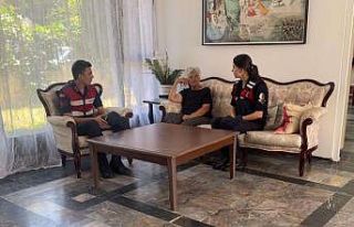 Aydın’da jandarma yaşlı çınarları unutmuyor