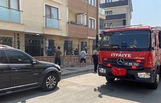 Aynı saatte iki farklı binanın elektrik panosunda...