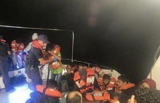 Ayvacık açıklarında 32 kaçak göçmen yakalandı