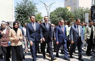 Bakan Bayraktar, Van esnafını ziyaret etti