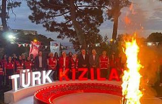 Bakan Göktaş, Heybeliada’da Kızılay Gençlik...