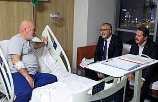 Bakan Işıkhan, Memur-Sen Genel Başkan Yardımcısı...