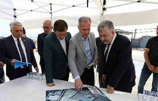 Bakan Yardımcısı Dönmez yangın bölgesinde inceleme...