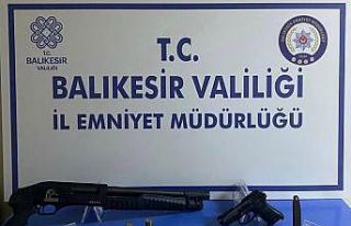 Balıkesir’de 28 aranan şahsa gözaltı