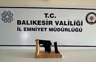 Balıkesir’de aranan 8 şahıs yakalandı