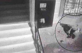 Balkon altına gizlenerek gelip motosikleti çaldı,...
