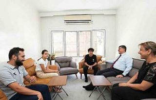 Başarının gururunu birlikte yaşadılar