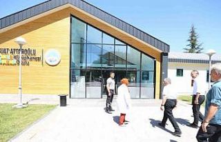 Başkan Büyükkılıç’tan Çocuk Kütüphanesi...