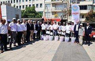 Başkan Ergün 60 tarım makinesi teslim etti