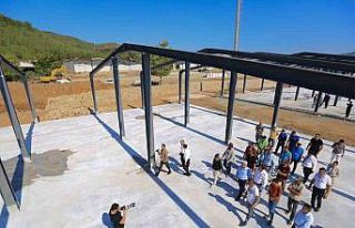 Başkan Gürün Karaçulha Hali’nde incelemelerde...