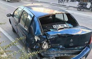 Bilecik’te minibüs ile otomobilin çarpışması...