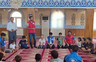 Bingöl’de gençler, Kur’an kursu öğrencileriyle...