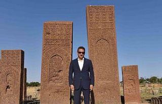 Bitlis’in yeni Valisi Karaömeroğlu, ilk ziyaretini...