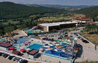 Bölgenin en büyük aquaparkı Banaz’da faaliyete...
