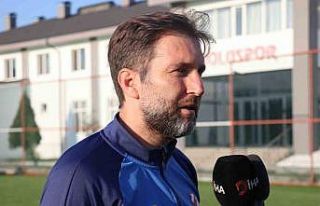 Boluspor’da Teknik Direktör Turgay Altay yollar...