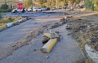 Bomba gibi patladı, motosikletli ve köpeğini havaya...