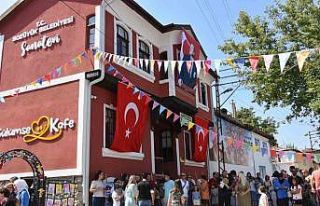 Bozüyük’te çocuklar 2. Geleneksel Sanatevi Panayırı’nda...