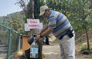 Bu maden suyu şişeden değil çeşmeden içiliyor