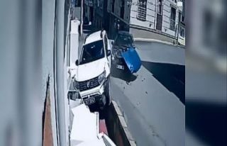 Bu sokakta kaza adeta "Geliyorum" diyor