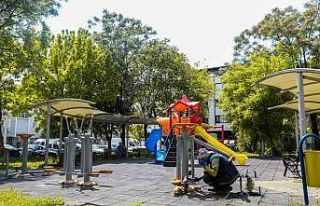 Buca’nın bütün parkları yenilendi