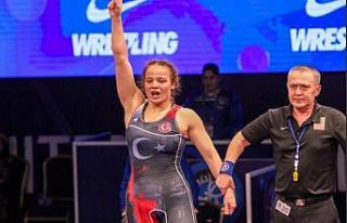 Bükrenaz Sert finale yükseldi