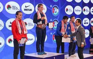 Bükrenaz Sert’ten gümüş madalya