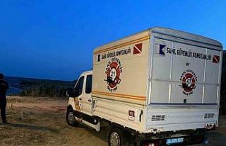 Büyükçekmece’de tekneyle denize açılan kadın...